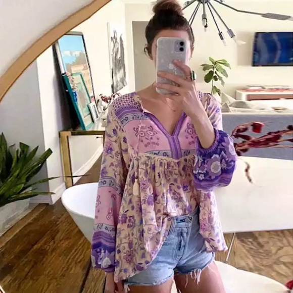 SOLD OUT Lavender & Cream Floral Boho Long Sleeve Top - Picture 3 of 3